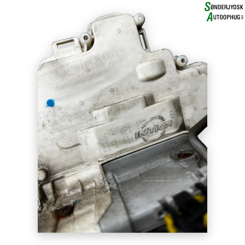 Audi A3 Dørlås Med OEM Nr. 4F1837015E Fra Audi Ophugger