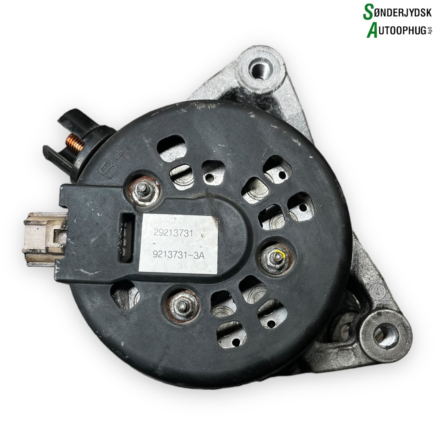 Ford Focus Generator Med OEM Nr. 1042103523 Fra Ford Ophugger
