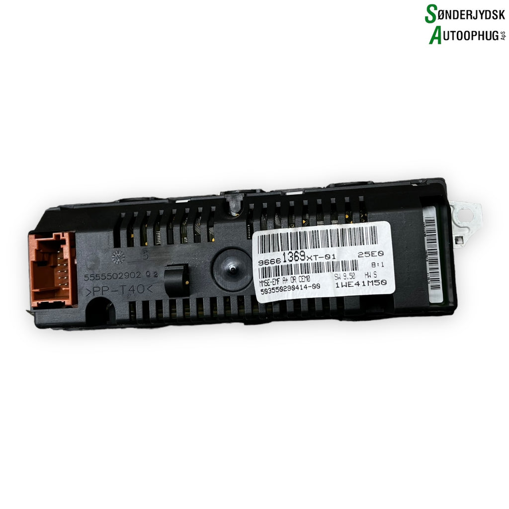Citroen C3 II Radio, Multi Display Med OEM Nr. 1WE41M50 Fra Citroen Ophugger