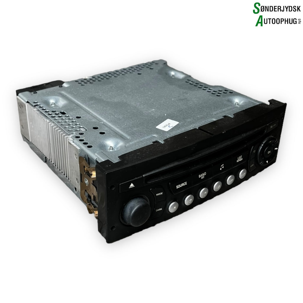 Citroen C3 II Radio M/Cd Med OEM Nr. 6564ZT Fra Citroen Ophugger