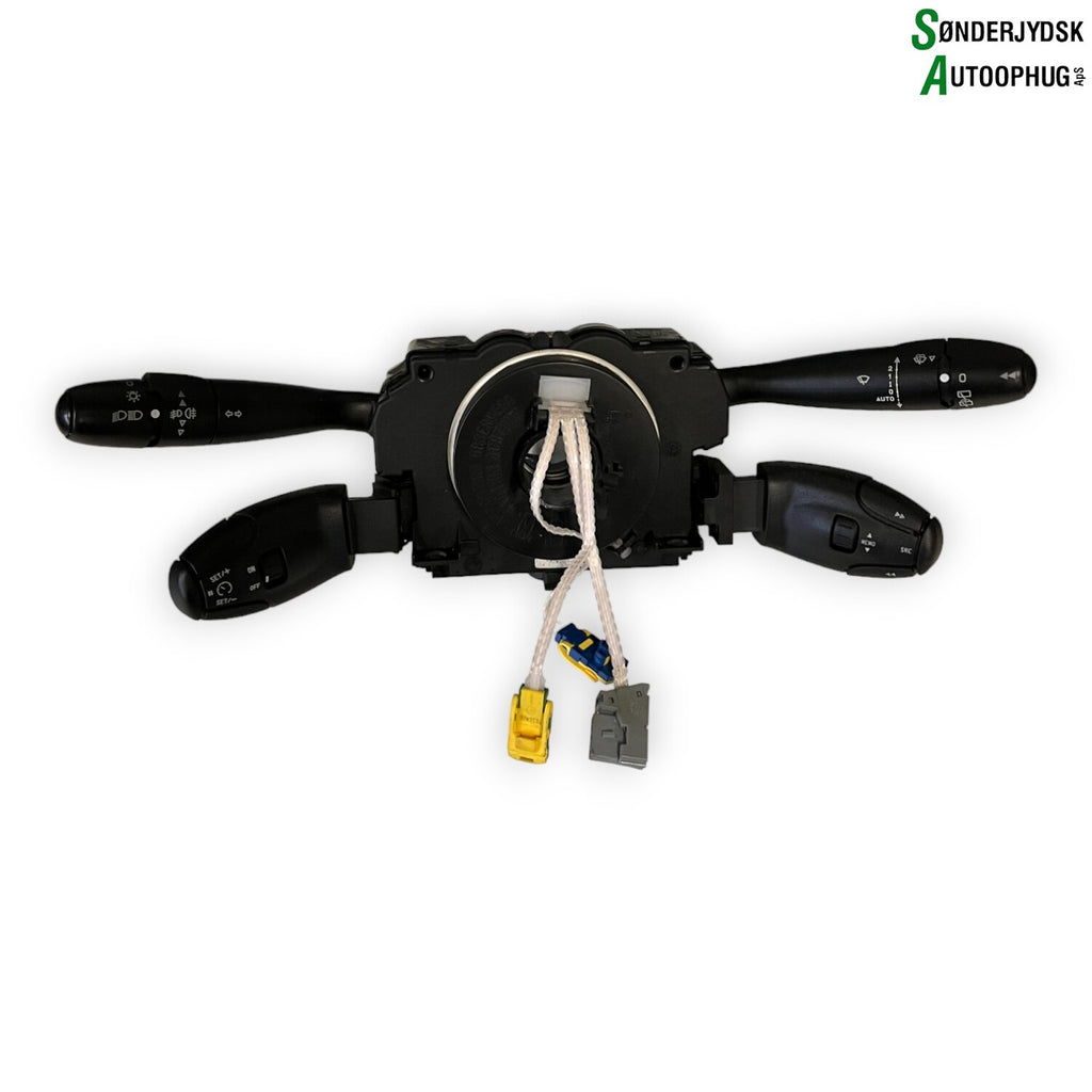 Peugeot 307 Kontakt Combi Med OEM Nr. 96605599XT Fra Peugeot Ophugger