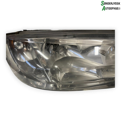 Peugeot 406 Forlygte Med OEM Nr. 6205V2 Fra Peugeot Ophugger