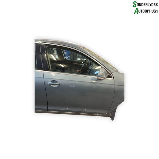 VW Jetta 1K Fordør H Med OEM Nr. 1K5831302S Fra VW Ophugger