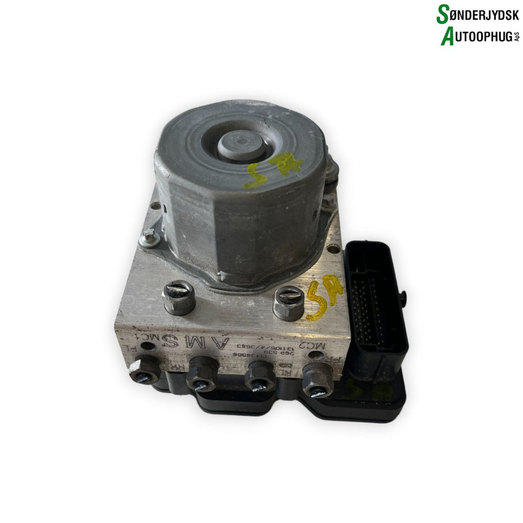 Opel Adam ABS Pumpe Med OEM Nr. 95516027 Fra Opel Ophugger