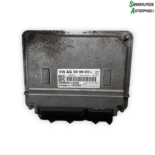 VW Polo 6R Motorstyring - Motorstyreboks - Injection Elboks Med OEM Nr. 03E906023L Fra VW Ophugger