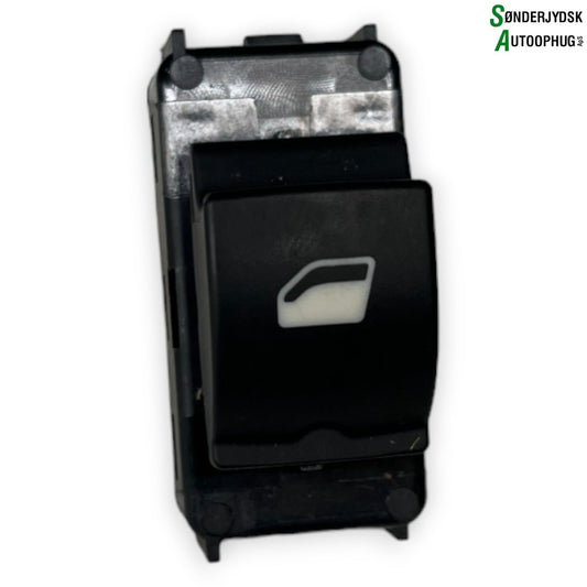 Opel Grandland Kontakt Rudehejs Med OEM Nr. 98044803ZD Fra Opel Ophugger