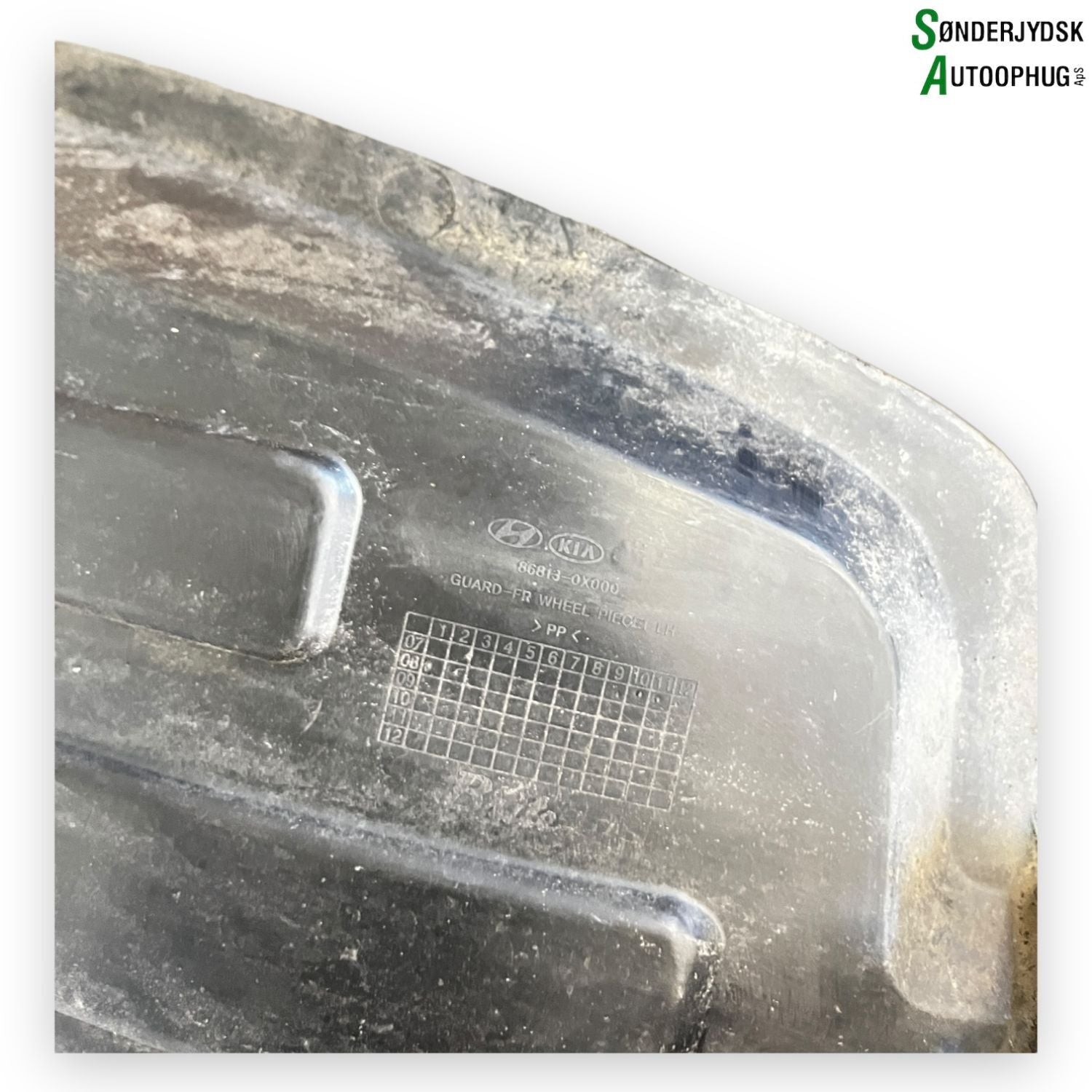 Hyundai I10 Inderskærm Med OEM Nr. 868130X000 Fra Hyundai Ophugger