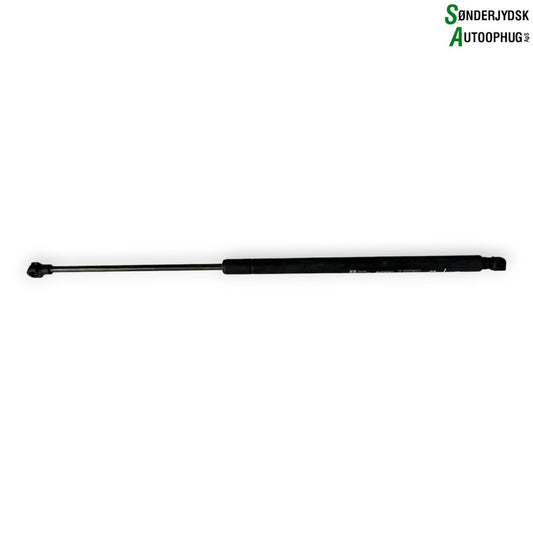 Mitsubishi Space Star Bagklapsdæmper Med OEM Nr. 5802A583 Fra Mitsubishi Ophugger