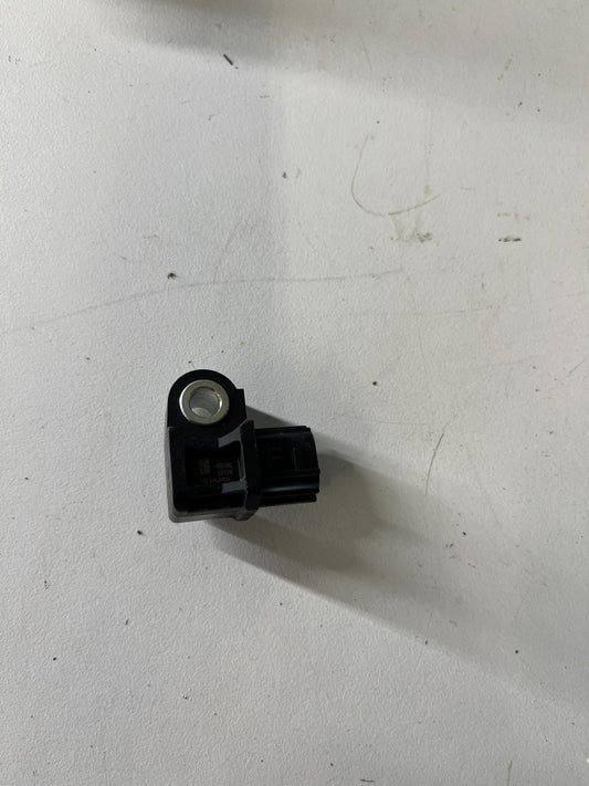 Mitsubishi Space Star Map Sensor Med OEM Nr. 8651A245 Fra Mitsubishi Ophugger