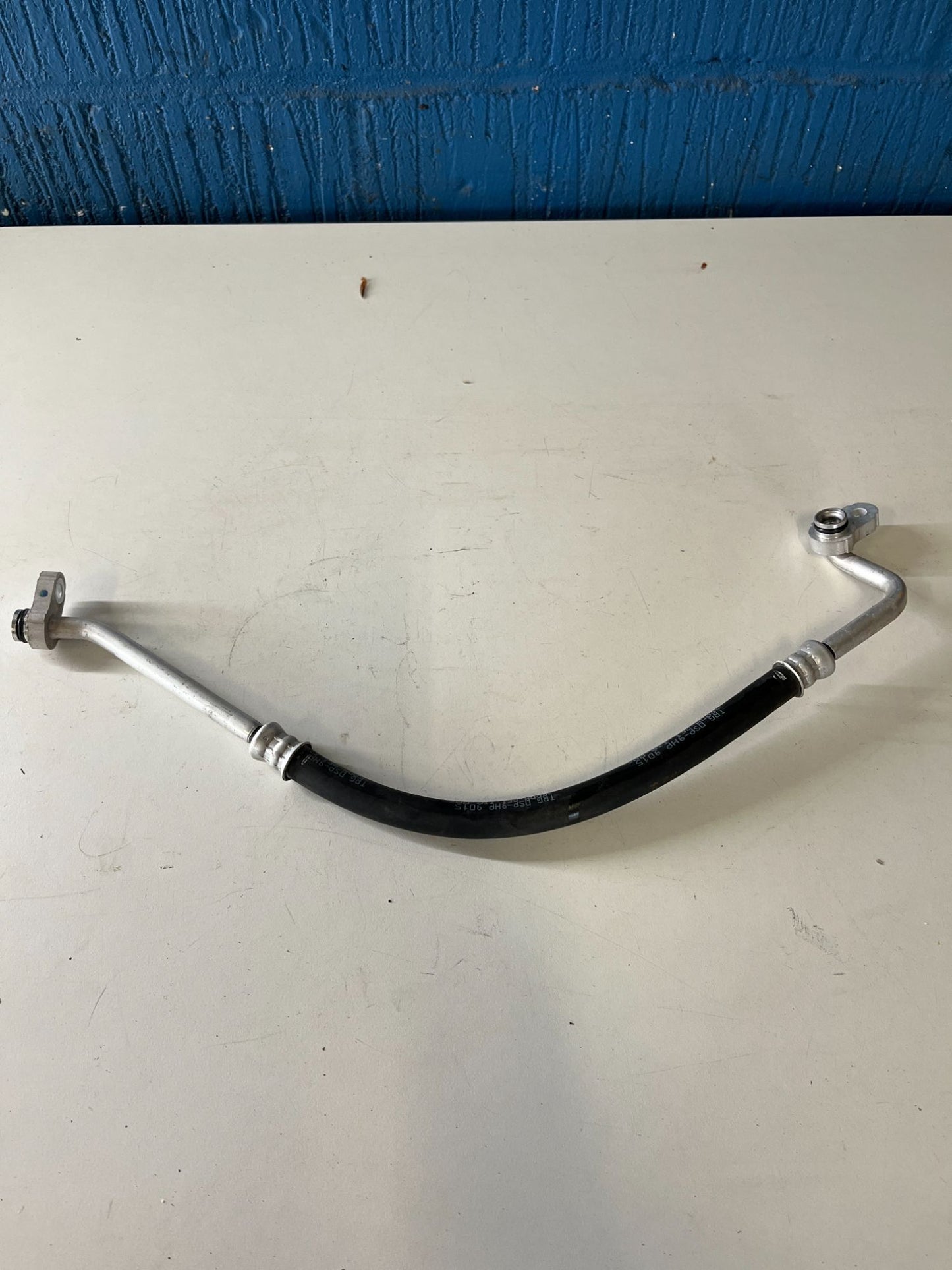 Mitsubishi Space Star Aircond. Rør/Slang/Ventiler Med OEM Nr. 7815B492 Fra Mitsubishi Ophugger