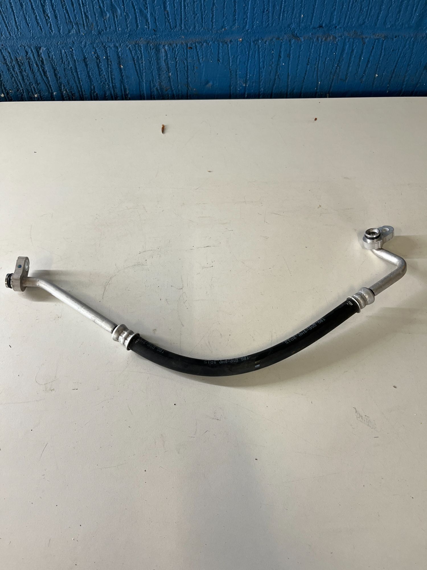 Mitsubishi Space Star Aircond. Rør/Slang/Ventiler Med OEM Nr. 7815B492 Fra Mitsubishi Ophugger