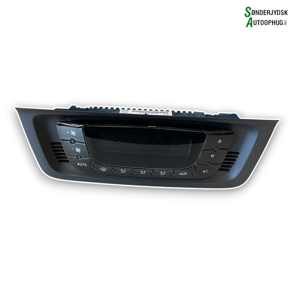 Seat Ibiza Varmeregulering Med OEM Nr. 6J0820043C Fra Seat Ophugger