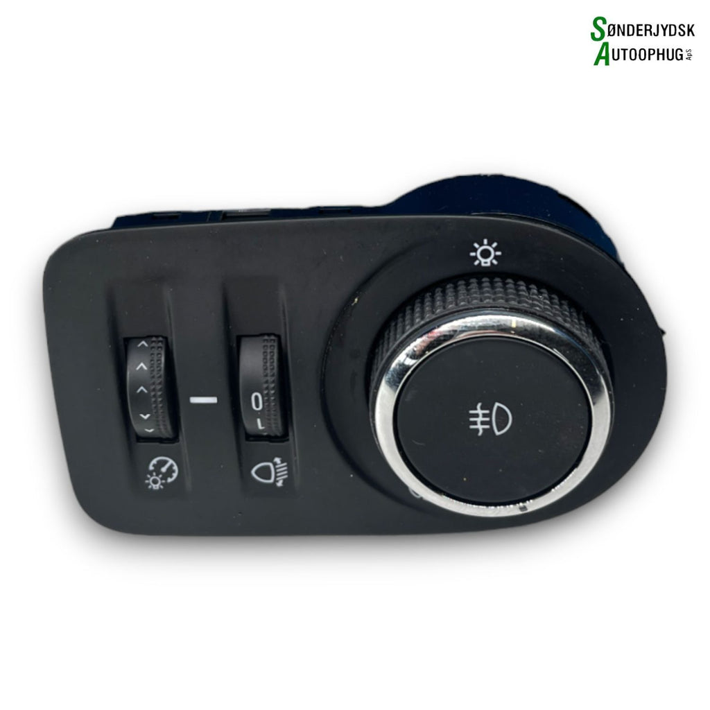 Opel Adam Kontakt Lys Med OEM Nr. 13294814 Fra Opel Ophugger