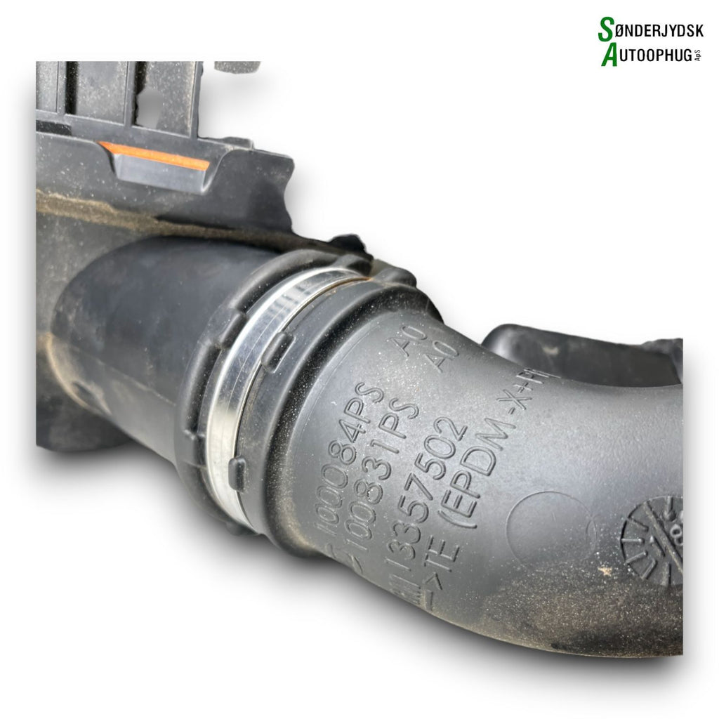 Opel Adam Luftfilterkasse  Med OEM Nr. 13357502 Fra Opel Ophugger