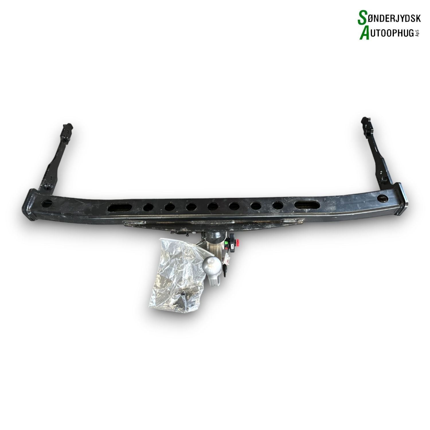 Audi Q2 Anhængertræk, Aftagel Med OEM Nr. 8V3800491 Fra Audi Ophugger