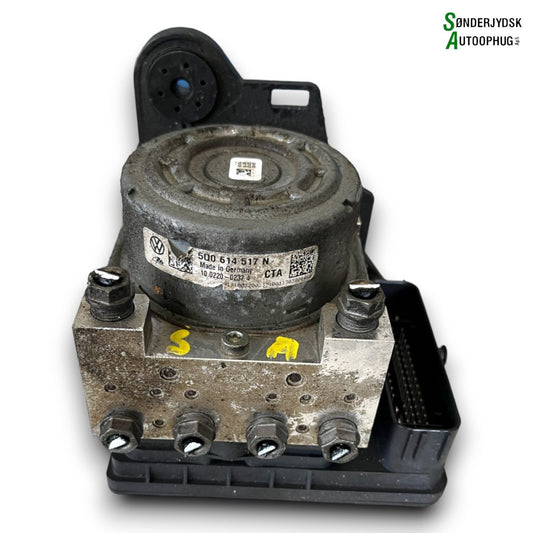 VW Golf 7 AU Abs Pumpe Med OEM Nr. 5Q0907379P Fra VW Ophugger