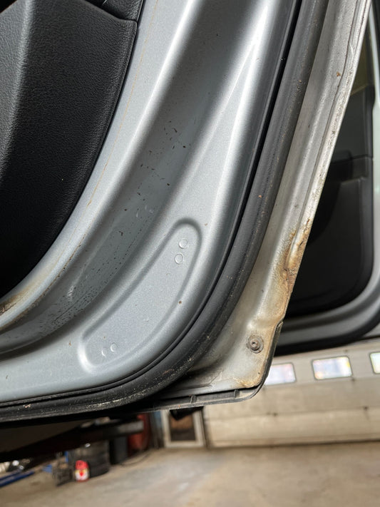 VW Passat 3C Bagdør H Med OEM Nr. 3C9833056D Fra VW Ophugger