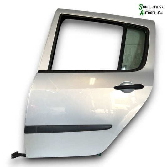 Renault Modus Bagdør V Med OEM Nr. 7751475519 Fra Renault Ophugger