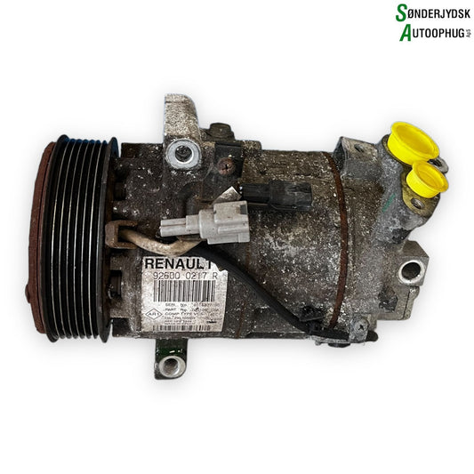 Renault Clio 4 Aircondition Pumpe Med OEM Nr. 926000217R Fra Renault Ophugger