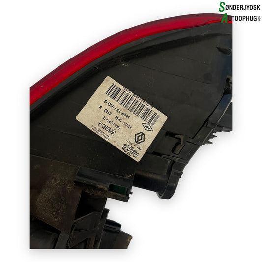 Renault Clio 4 Baglygte Med OEM Nr. 265502631R Fra Renault Ophugger