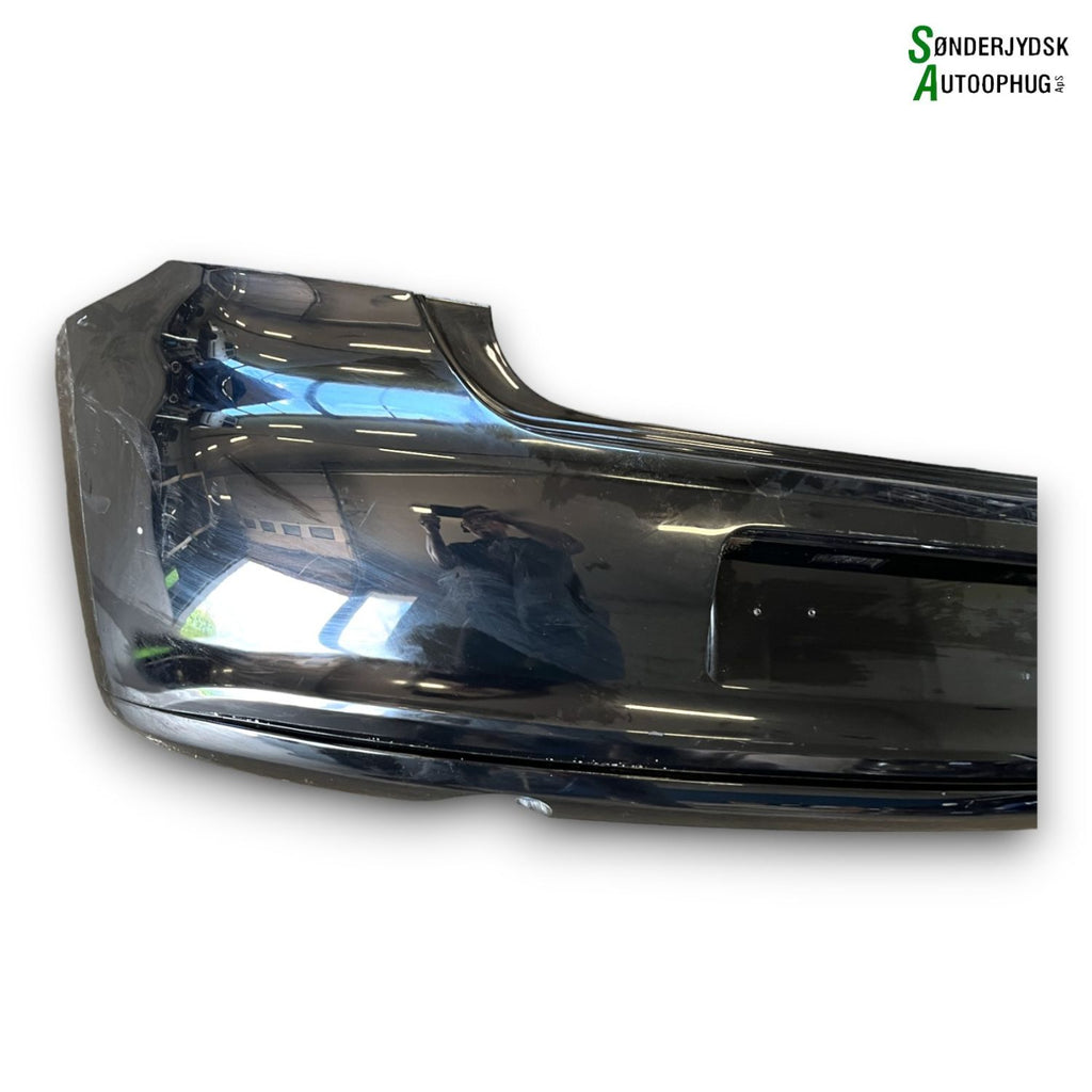 VW Polo 6R Bagkofanger Med OEM Nr. 6R6807421BK Fra VW Ophugger