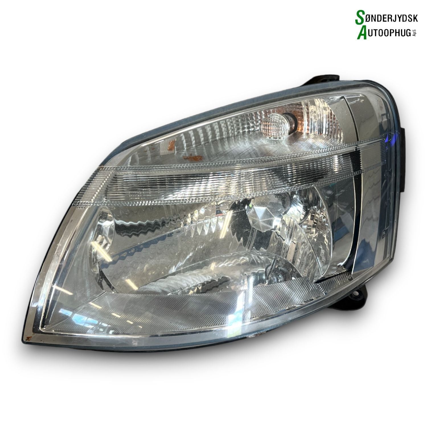 Peugeot Partner Forlygte Med OEM Nr. 9644150980 Fra Peugeot Ophugger