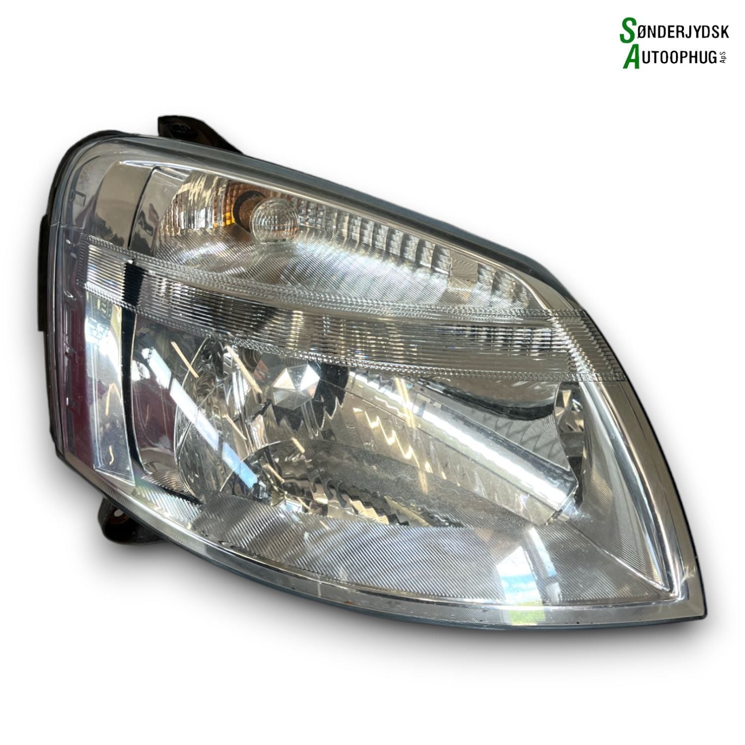 Peugeot Partner Forlygte Med OEM Nr. 6205AW Fra Peugeot Ophugger