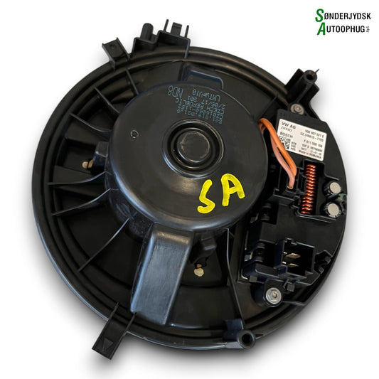 VW Golf 7 AU Varmeblæser Med OEM Nr. 5Q0907521E Fra VW Ophugger