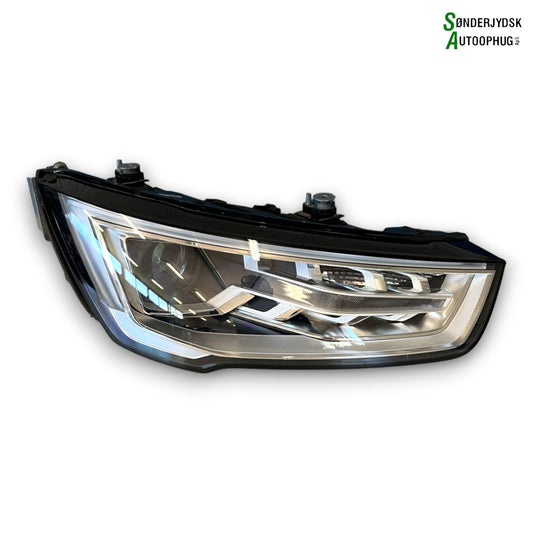 Audi A1 Forlygte Med OEM Nr. 8XA941044 Fra Audi Ophugger