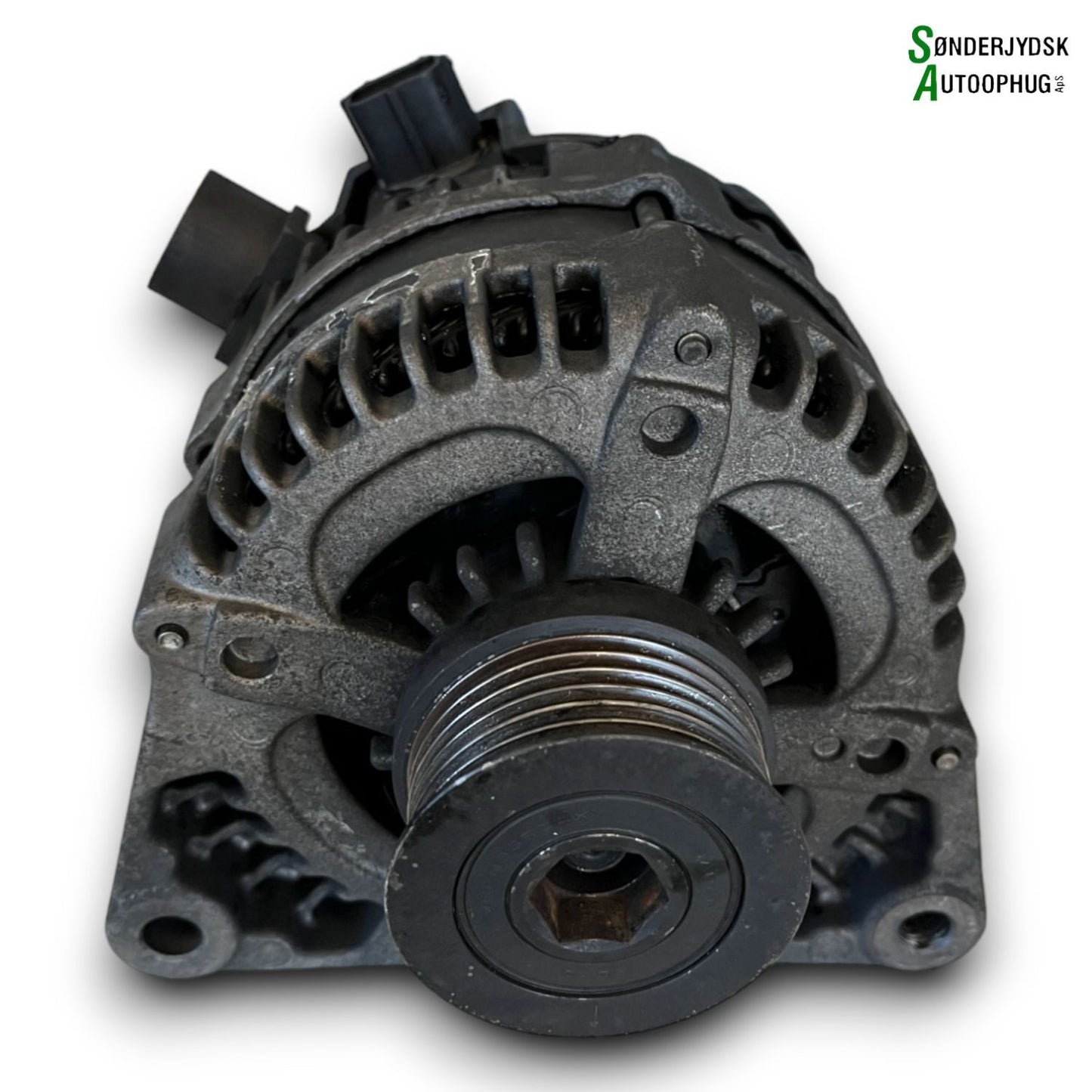 Ford Focus Generator Med OEM Nr. 1708322 Fra Ford Ophugger