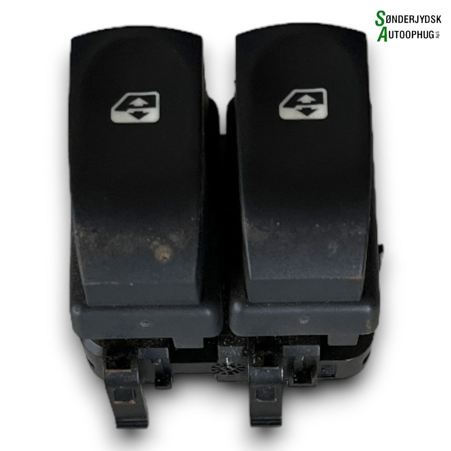 Renault Twingo 2 Kontakt Rudehejs Med OEM Nr. 8200214943 Fra Renault Ophugger