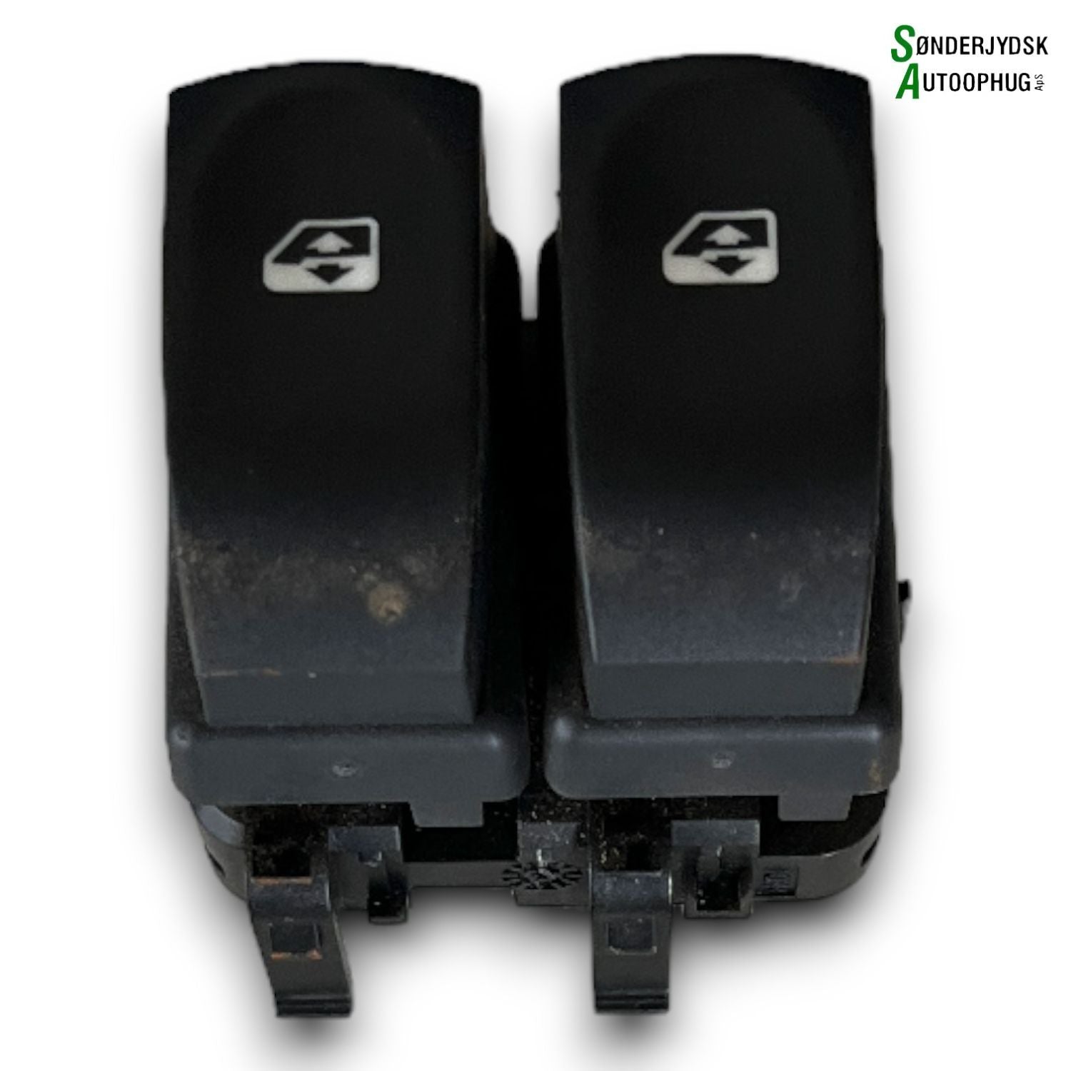 Renault Twingo 2 Kontakt Rudehejs Med OEM Nr. 8200214943 Fra Renault Ophugger