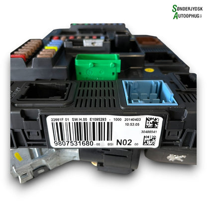 Peugeot 208 Motorstyring - Motorstyreboks - Injection Elboks Med OEM Nr. 9805895780 Fra Peugeot Ophugger