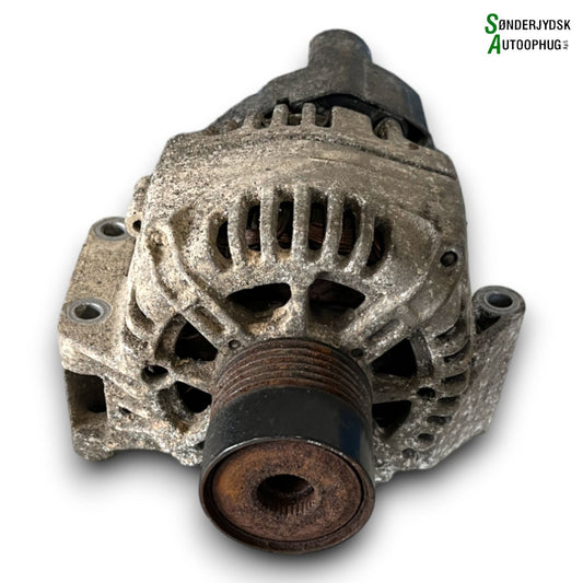 Suzuki Swift Generator Med OEM Nr. 3140085E00 Fra Suzuki Ophugger