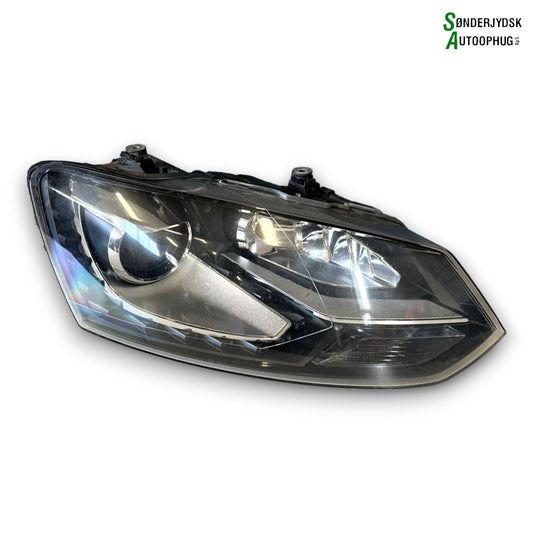 VW Polo 6R Forlygte Med OEM Nr. 6R1941032B Fra VW Ophugger