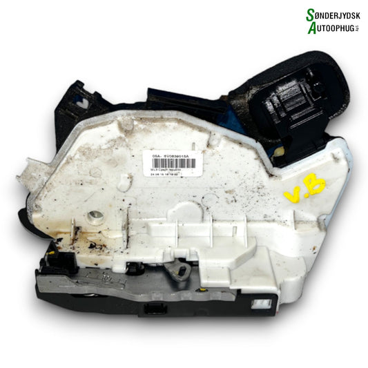 Skoda Fabia Dørlås Med OEM Nr. 6V1839015A Fra Skoda Ophugger