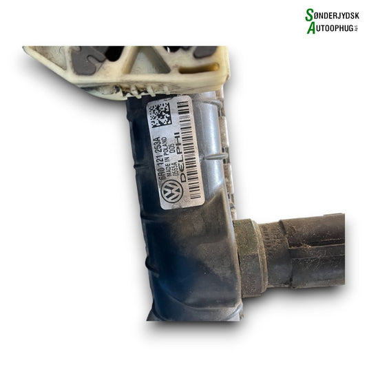 Skoda Fabia Køler Med OEM Nr. 6RF121253 Fra Skoda Ophugger