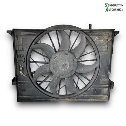 Mercedes E W211 Kølerblæser El Med OEM Nr. A2115000693 Fra Mercedes Ophugger