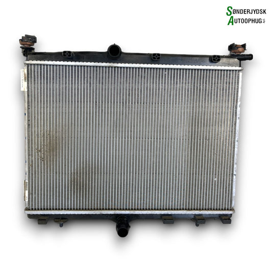 Peugeot 208 Køler Med OEM Nr. 1663937880 Fra Peugeot Ophugger
