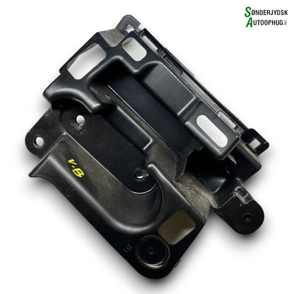 Peugeot 208 Kofanger Holder Vb Med OEM Nr. 1673735380 Fra Peugeot Ophugger