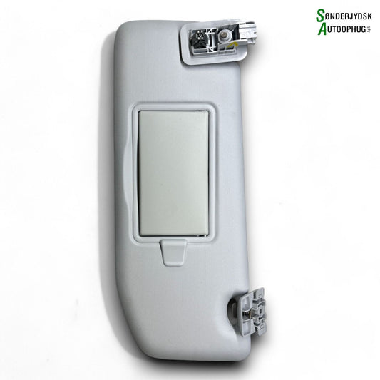 Peugeot 208 Solskærm Med OEM Nr. 96738898PR Fra Peugeot Ophugger