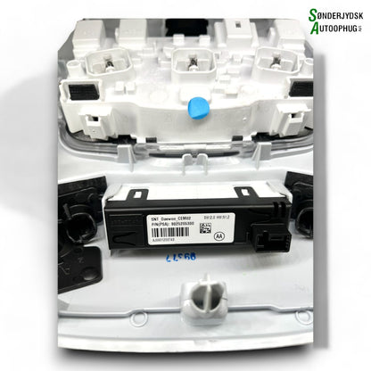 Peugeot 208 Loftslys Med OEM Nr. 9825205380 Fra Peugeot Ophugger