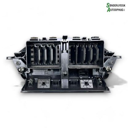 Peugeot 208 Varmeregulering Med OEM Nr. 98261079XU Fra Peugeot Ophugger