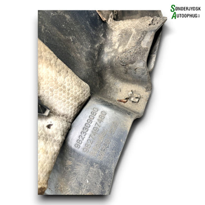 Peugeot 208 Inderskærm Med OEM Nr. 9827497480 Fra Peugeot Ophugger