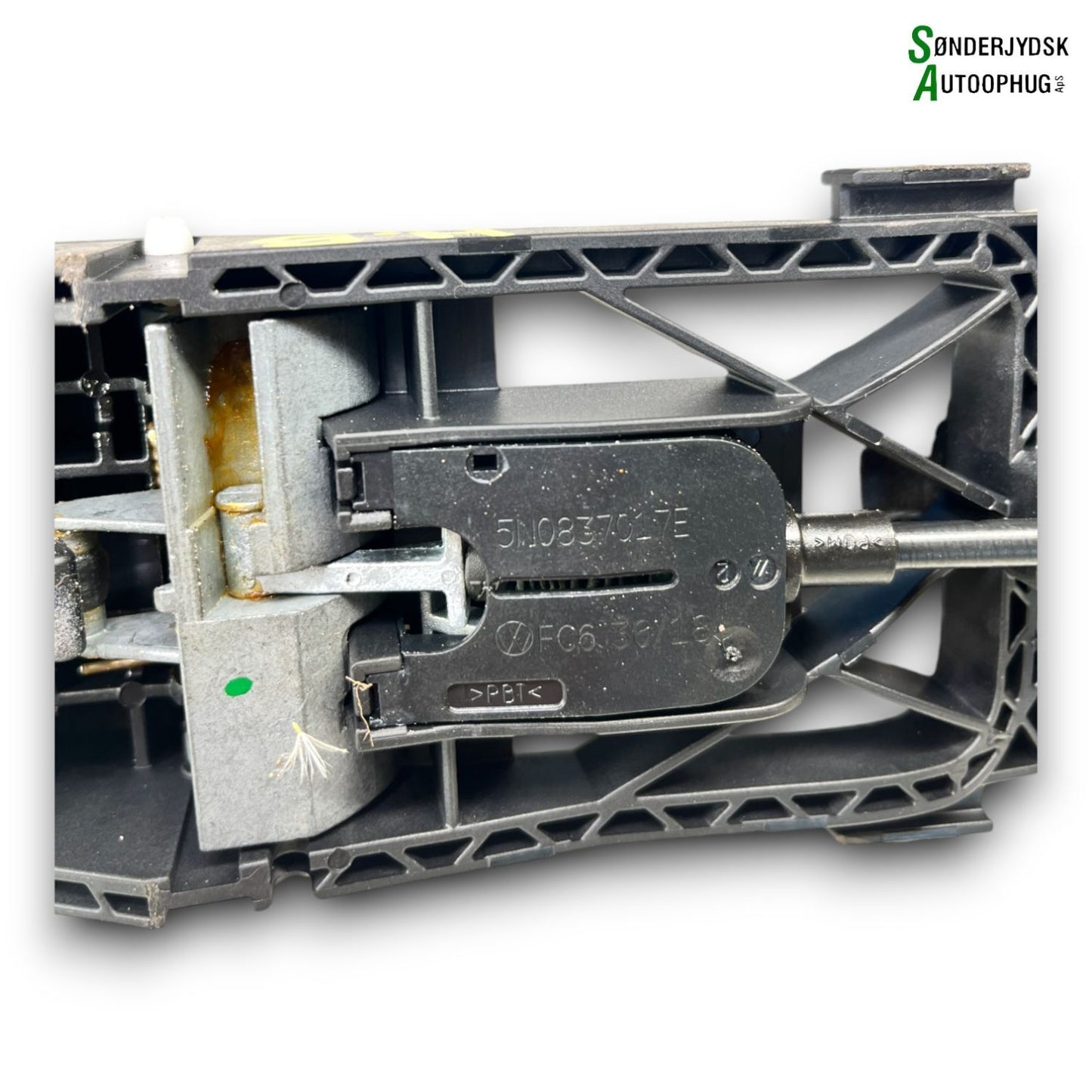 VW UP Håndtag Udvendig Med OEM Nr. 5N0837017E Fra VW Ophugger