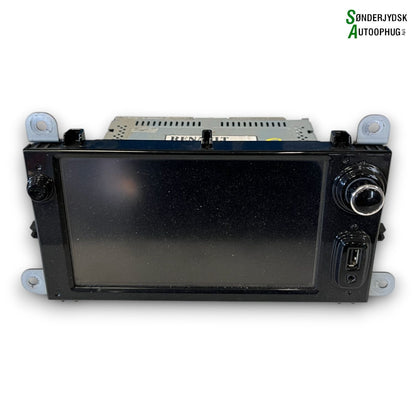 Renault Clio 4 Radio M/Cd Med OEM Nr. 281152928R Fra Renault Ophugger
