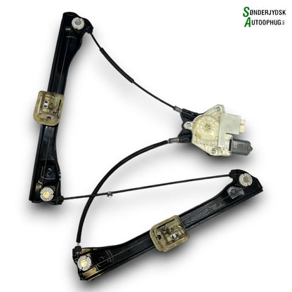 Skoda Rapid Rudemotor - Rudehejs Med OEM Nr. 5JA959812K Fra Skoda Ophugger