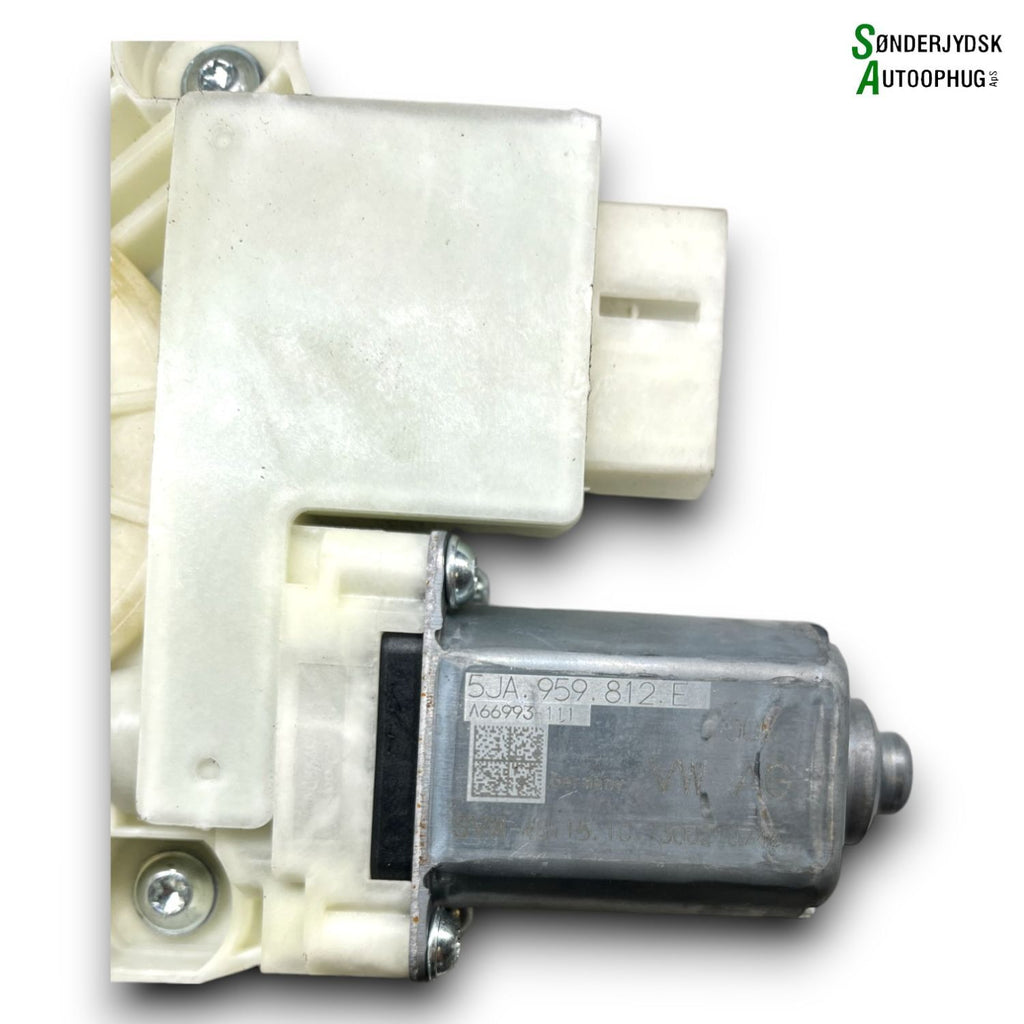Skoda Rapid Rudemotor - Rudehejs Med OEM Nr. 5JA959812E Fra Skoda Ophugger