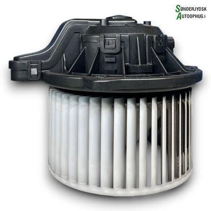 Hyundai I20 NL Varmeblæser Med OEM Nr. 97126C8000 Fra Hyundai Ophugger