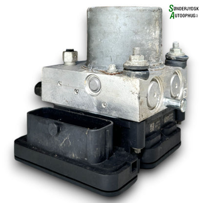 Opel Karl ABS Pumpe Med OEM Nr. 544764491 Fra Opel Ophugger